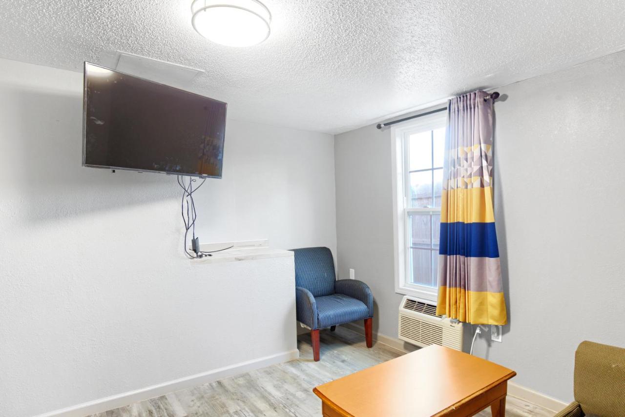 Adams Inn Dothan Ngoại thất bức ảnh