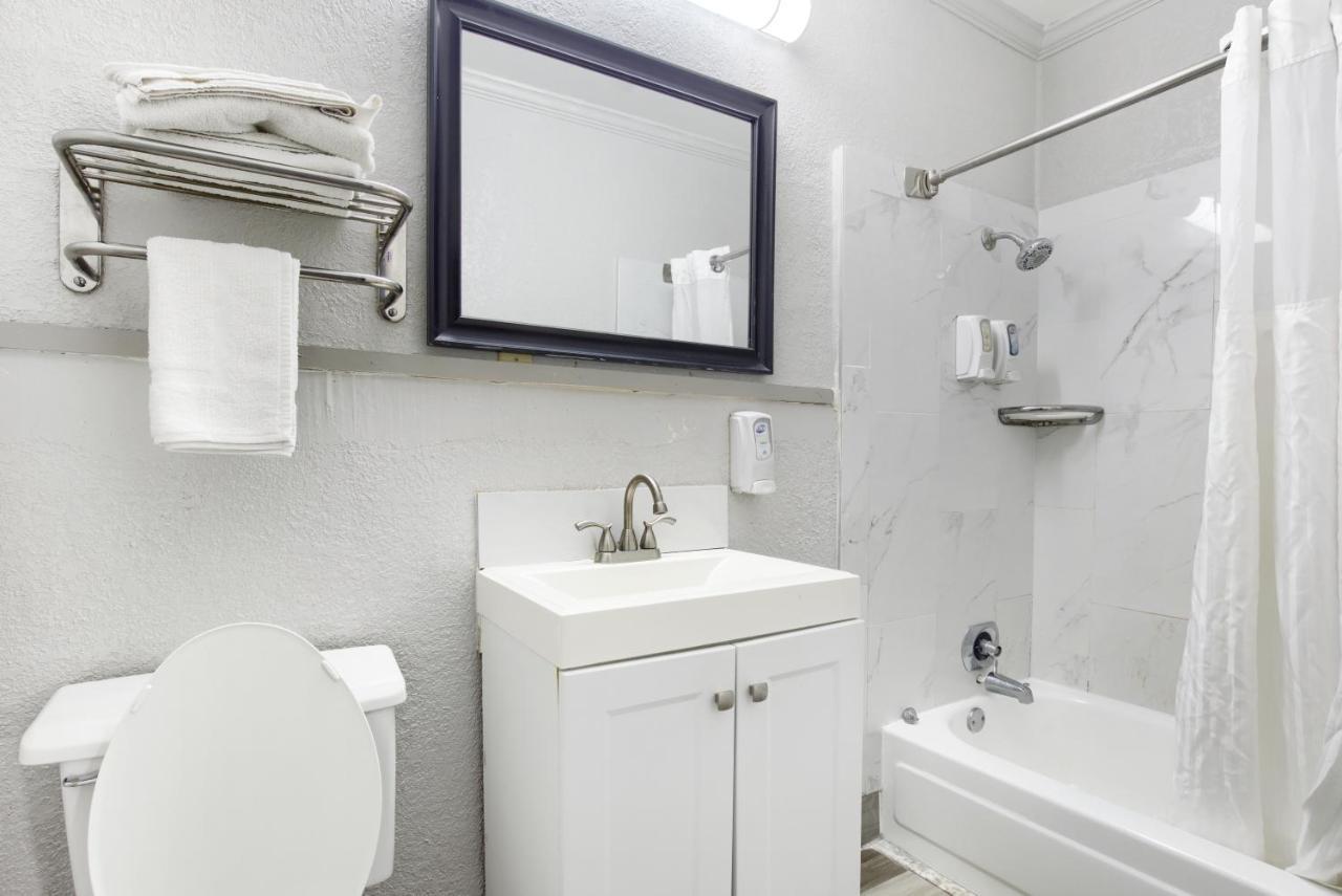 Adams Inn Dothan Ngoại thất bức ảnh