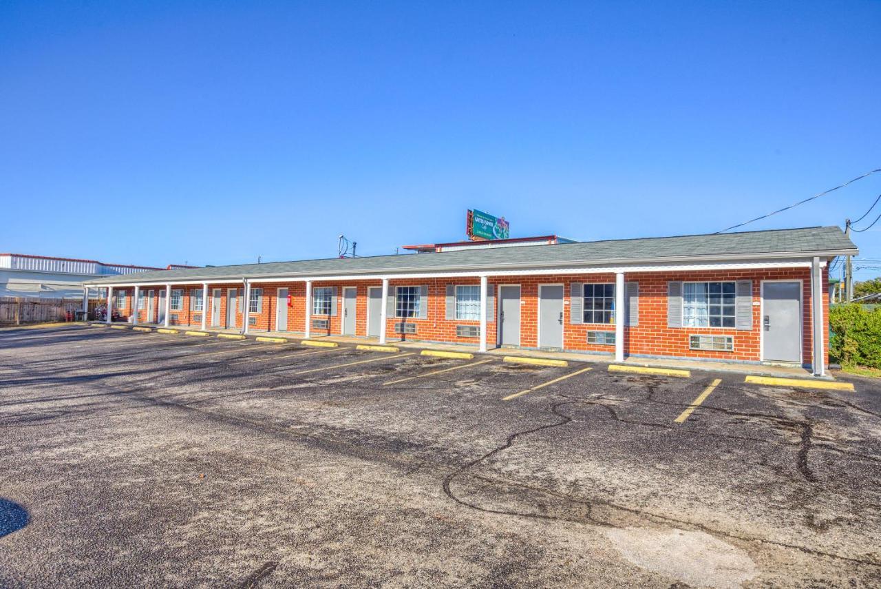 Adams Inn Dothan Ngoại thất bức ảnh